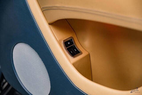 2023 Bentley Bentayga EWB