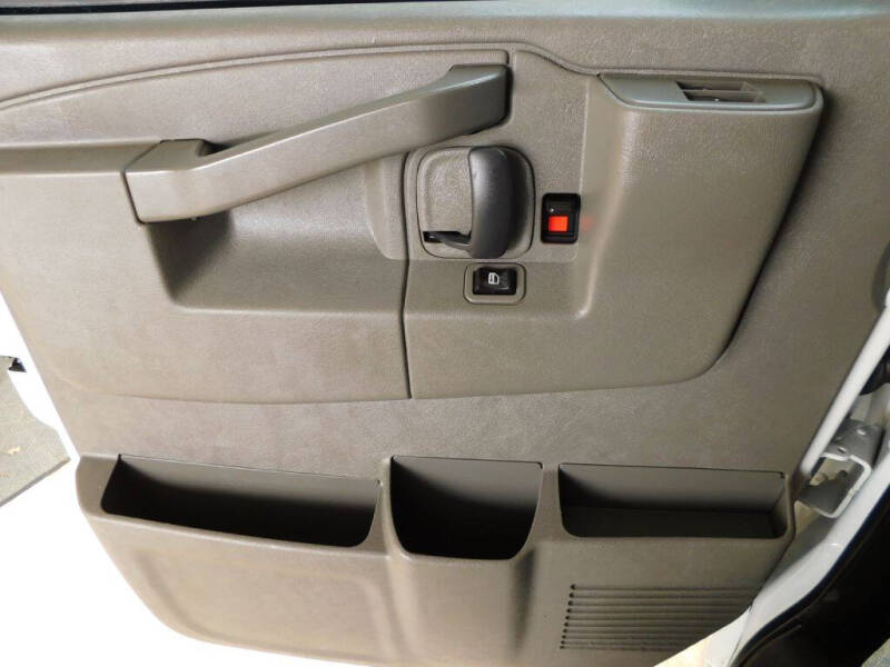 2020 Chevrolet Express LS 3500