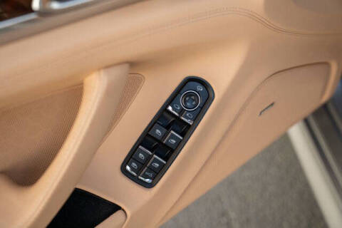 2012 Porsche Panamera Turbo