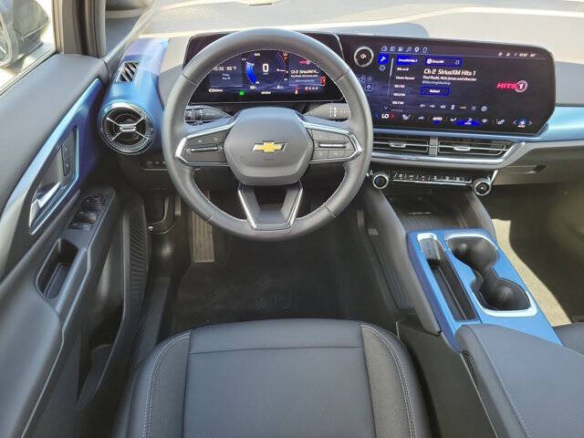 2026 Chevrolet Equinox EV LT 2