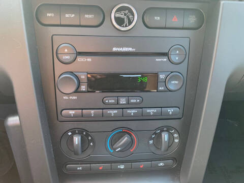 2007 Ford Mustang GT Deluxe