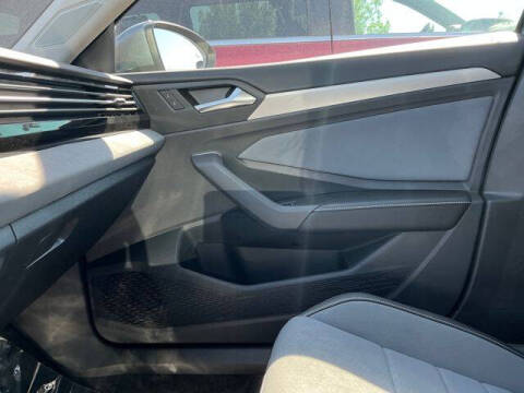 2025 Volkswagen Jetta SE