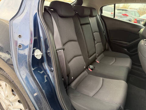 2015 Mazda MAZDA3 i Touring