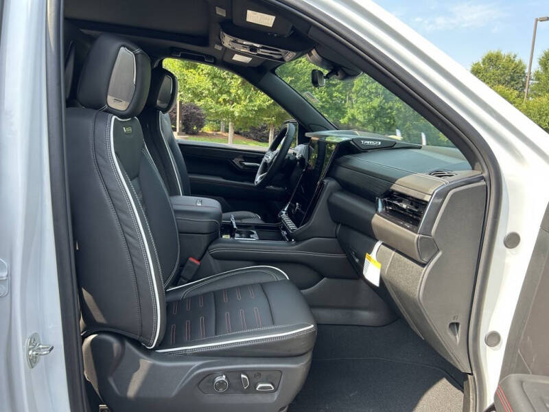 2025 GMC Yukon AT4 Ultimate