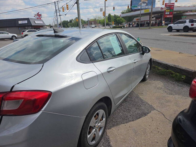 2017 Chevrolet Cruze LS Auto