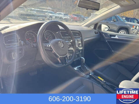 2021 Volkswagen Golf TSI