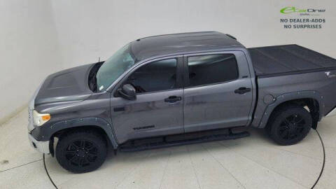2017 Toyota Tundra SR5