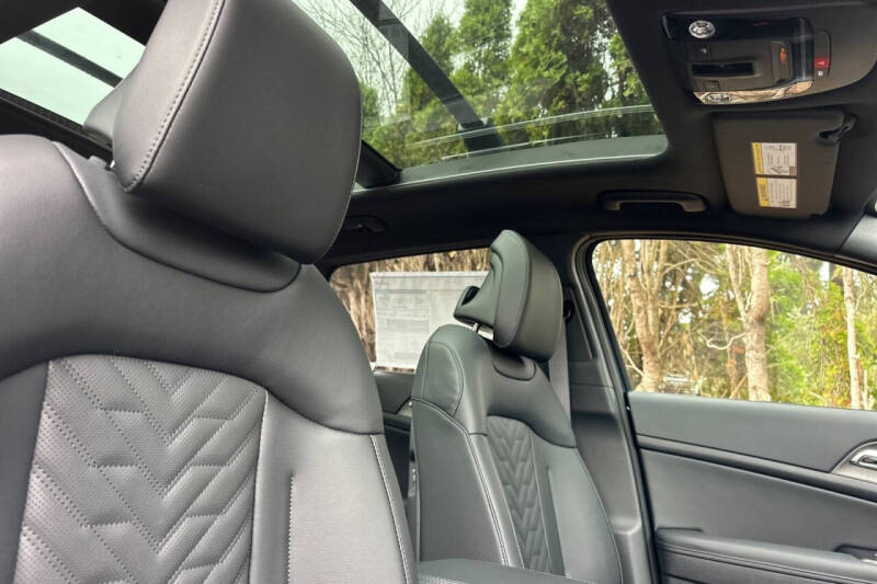 2026 Kia Sportage Plug-In Hybrid X-Line