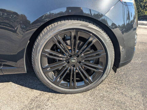 2024 Land Rover Range Rover P400 SE