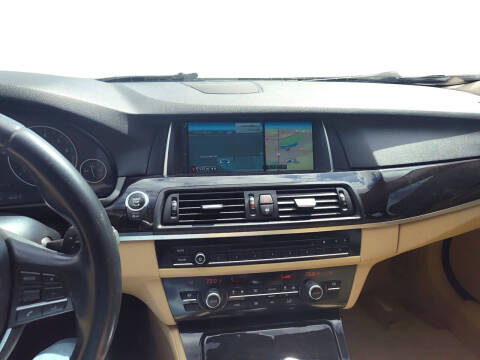 2015 BMW 5 Series 528i