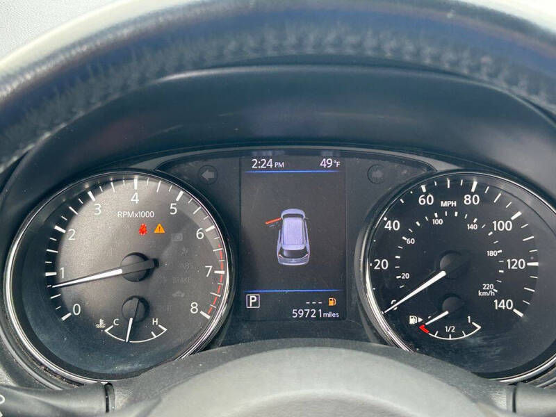 2018 Nissan Rogue SV