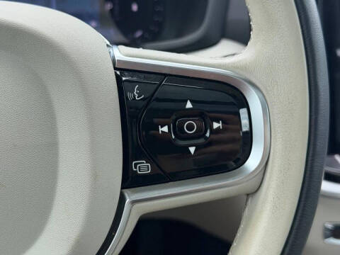 2025 Volvo S60 B5 Plus