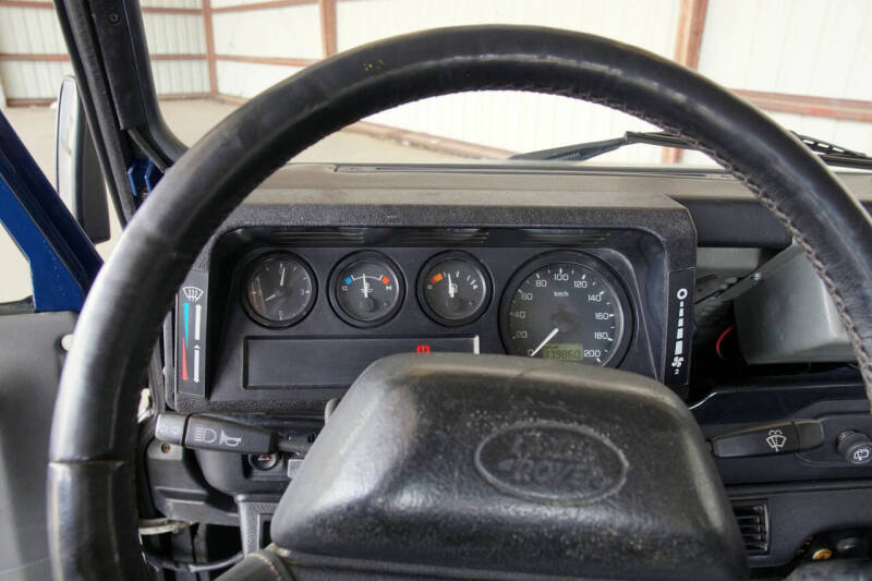 2000 Land Rover Defender
