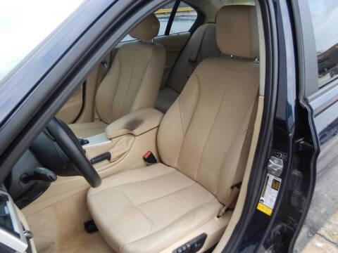 2014 BMW 3 Series 320i