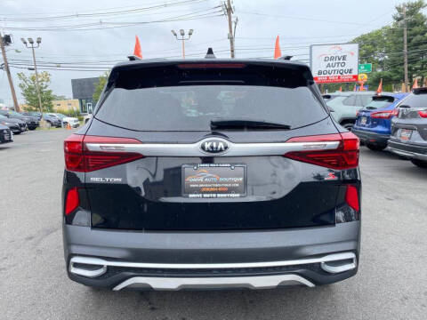 2021 Kia Seltos S