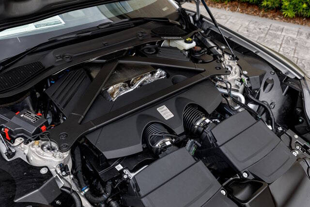 2026 Aston Martin Vantage Roadster