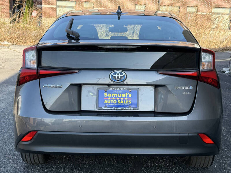 2021 Toyota Prius XLE