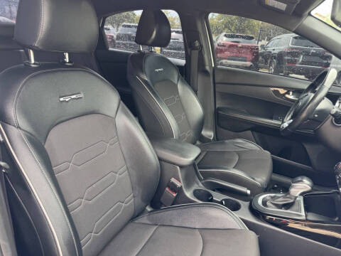 2020 Kia Forte GT Line