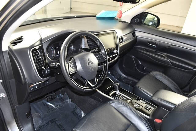 2020 Mitsubishi Outlander SEL