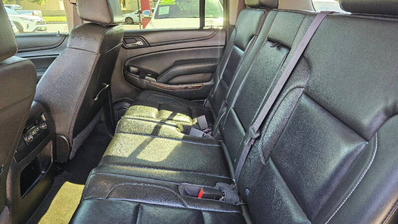 2017 Chevrolet Suburban LT