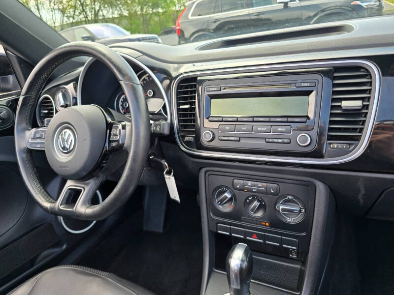 2014 Volkswagen Beetle Convertible 2.5L PZEV