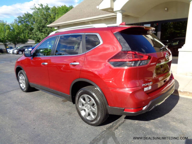 2020 Nissan Rogue SV