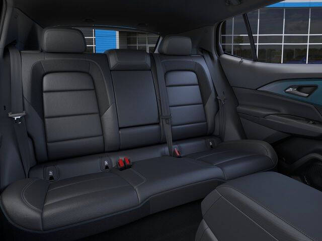2026 Chevrolet Equinox EV LT 2