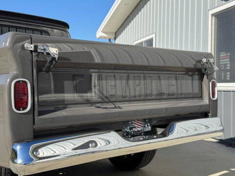 1961 Chevrolet Apache