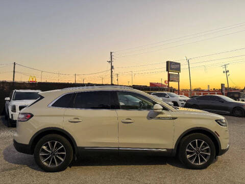 2022 Lincoln Nautilus Standard