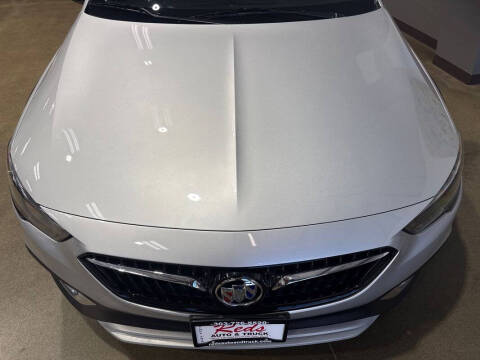 2018 Buick Regal TourX Essence
