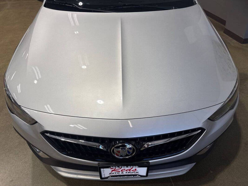 2018 Buick Regal TourX Essence