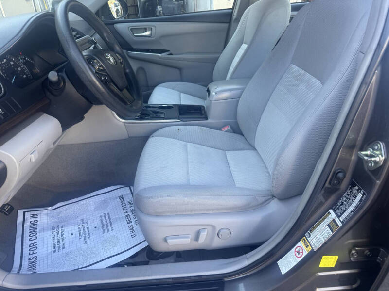 2015 Toyota Camry LE
