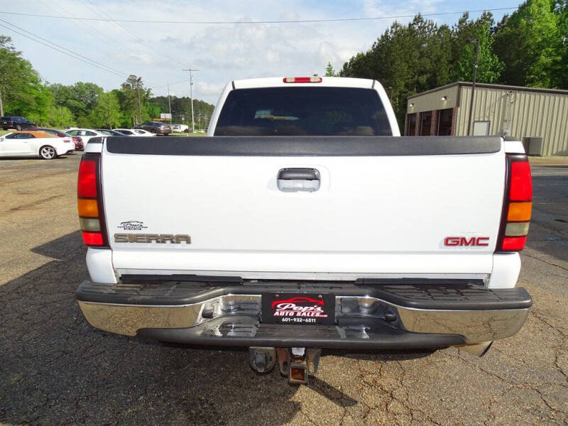 2005 GMC Sierra 2500HD