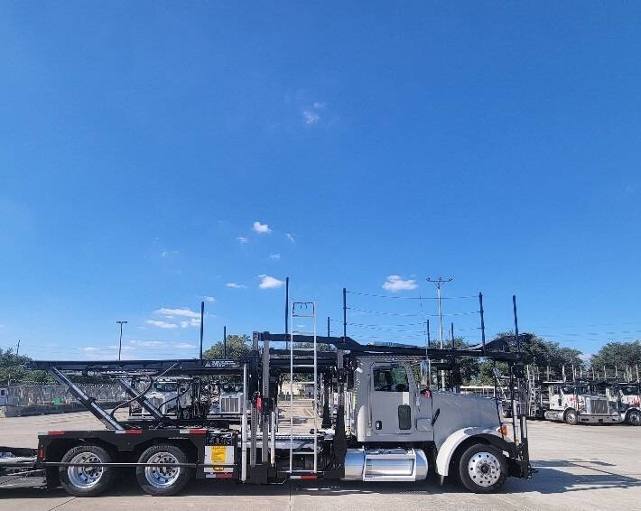2020 Peterbilt 365
