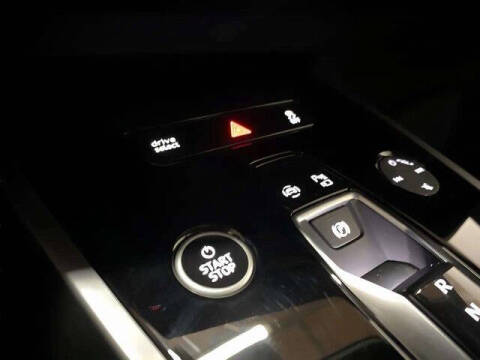 2024 Audi Q4 e-tron quattro Premium 55