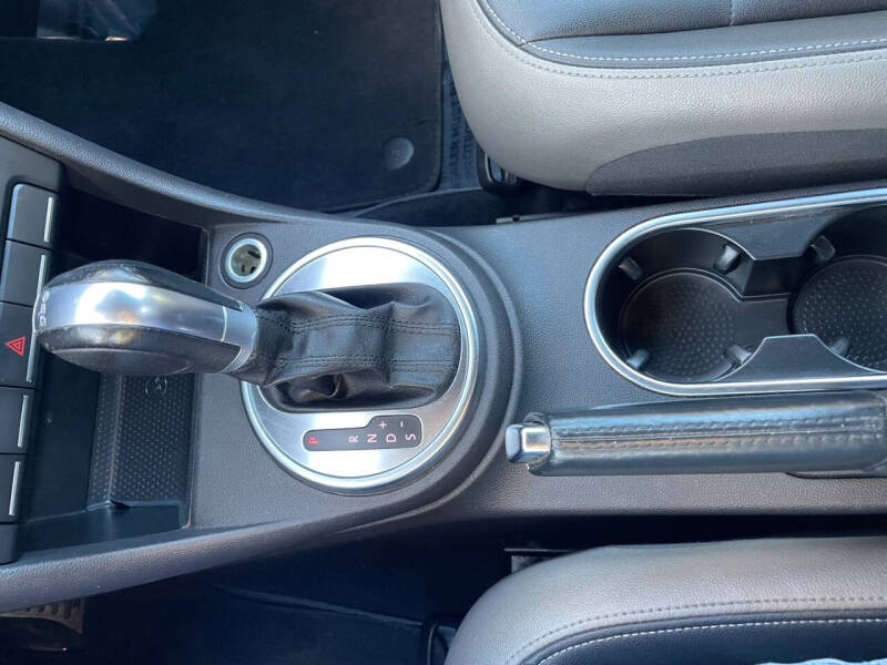 2013 Volkswagen Beetle Convertible