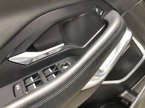 2019 Jaguar E-PACE P250 SE