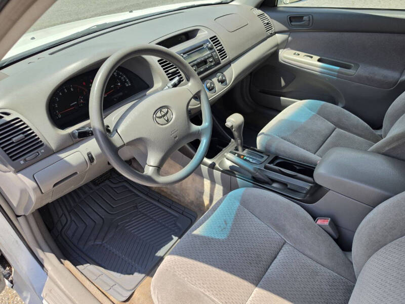 2002 Toyota Camry LE