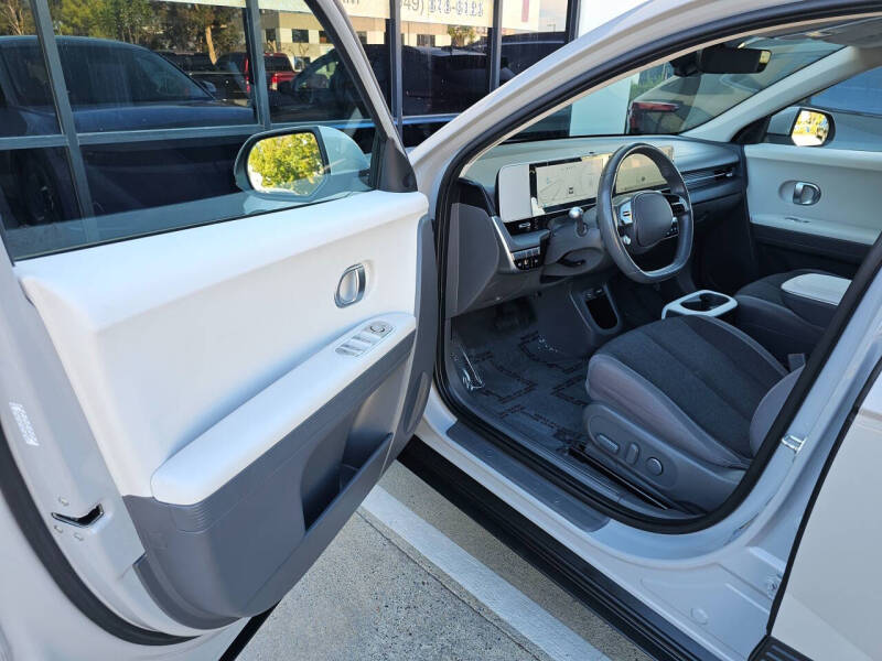 2024 Hyundai Ioniq 5 SEL