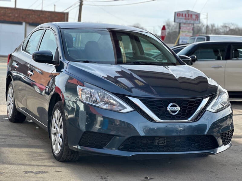 2017 Nissan Sentra SV's photo