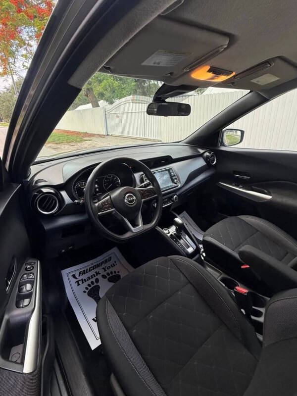 2020 Nissan Kicks SV