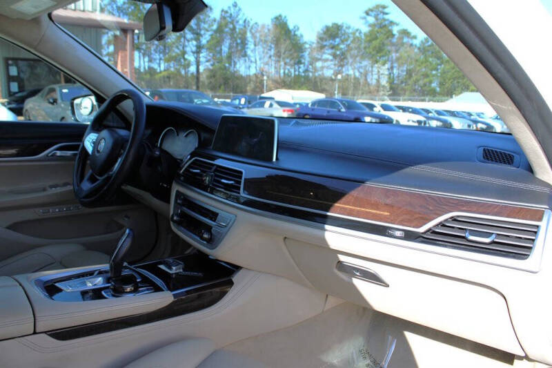 2017 BMW 7 Series 750i