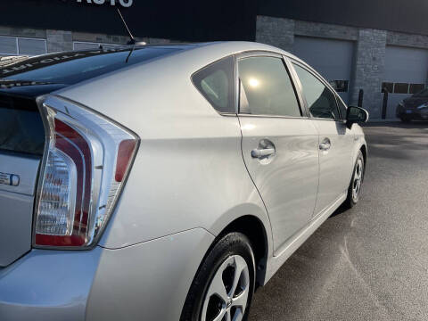 2012 Toyota Prius Two