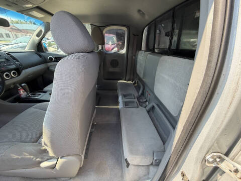 2005 Toyota Tacoma V6