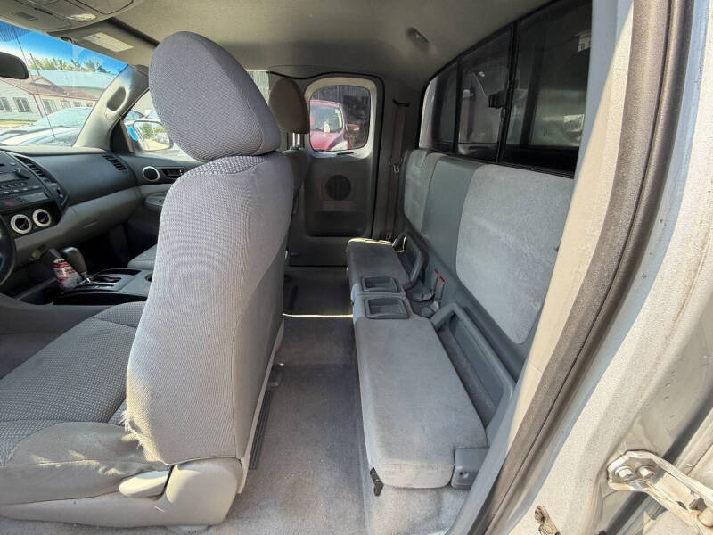 2005 Toyota Tacoma V6