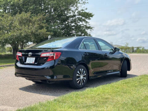 2014 Toyota Camry LE