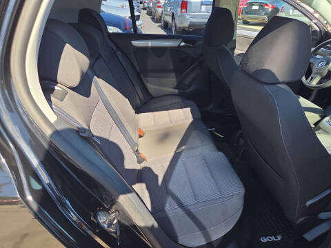 2011 Volkswagen Golf 2.5L PZEV
