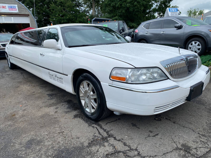 2006 Lincoln Town Car Executive