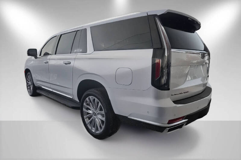 2022 Cadillac Escalade ESV Premium Luxury