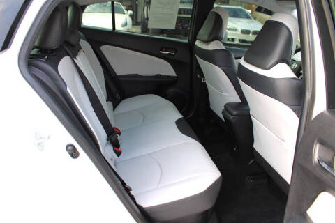 2017 Toyota Prius Three Touring